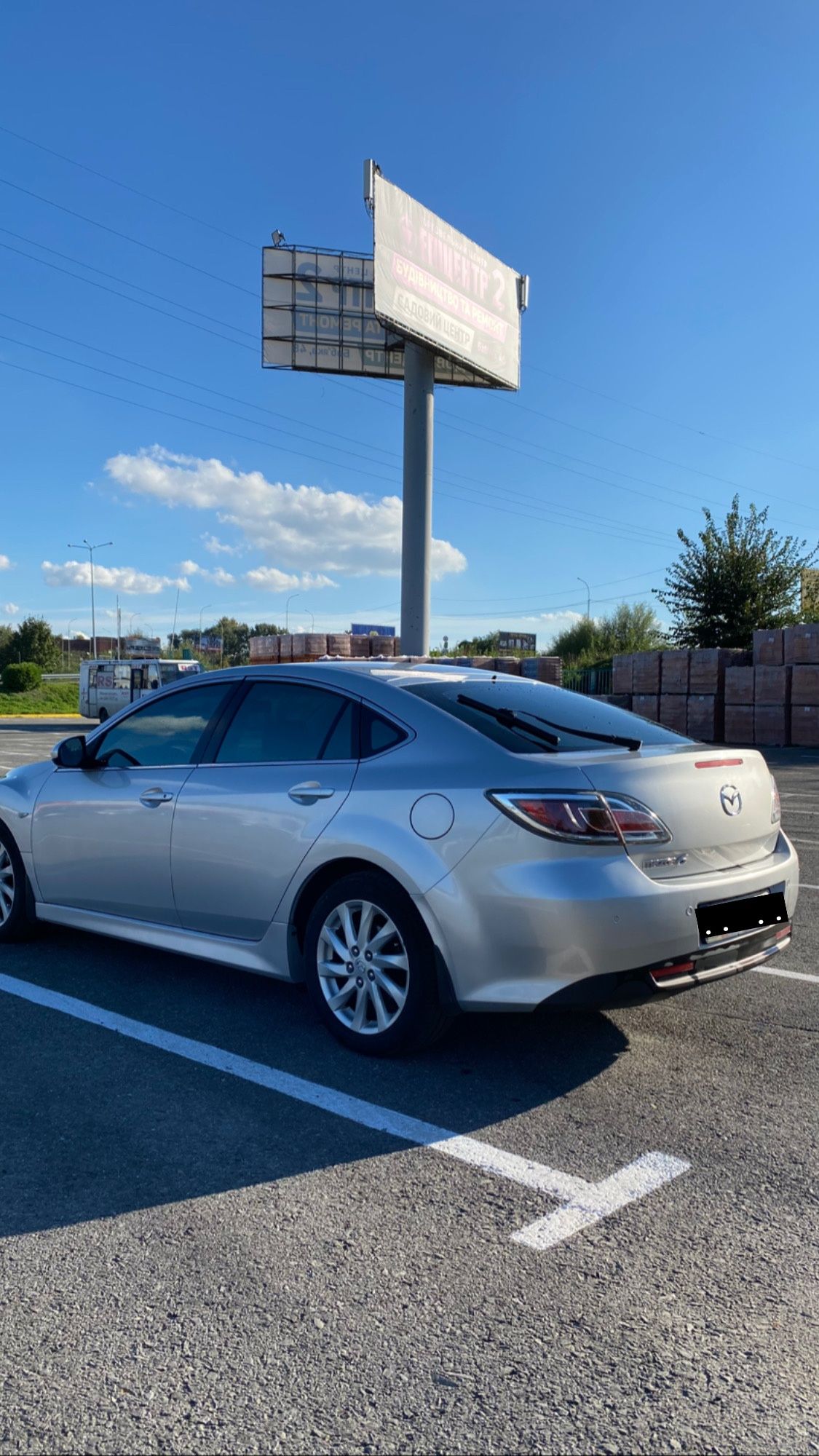 Продам Mazda 6 2010 року в гарному технічному і візуальному стані,
