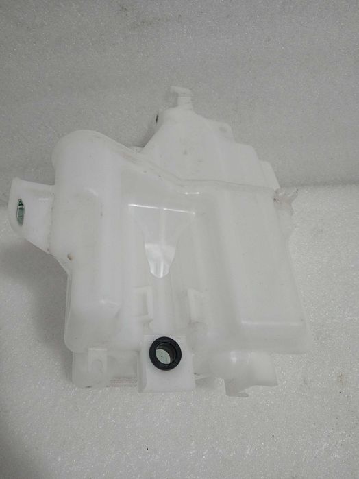 TOYOTA RAV4 IV бачок омивача HLC-33159 060851-663