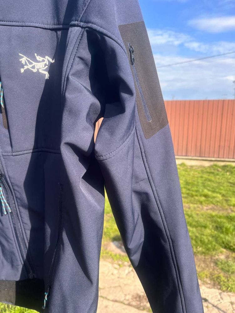 Вітровка arcteryx softshell