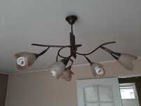Oświetlenie salonowe żyrandol, lampa