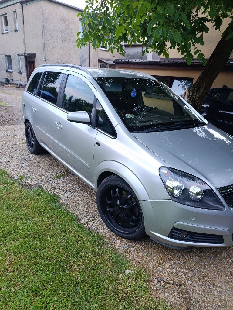 Opel Zafira b automat