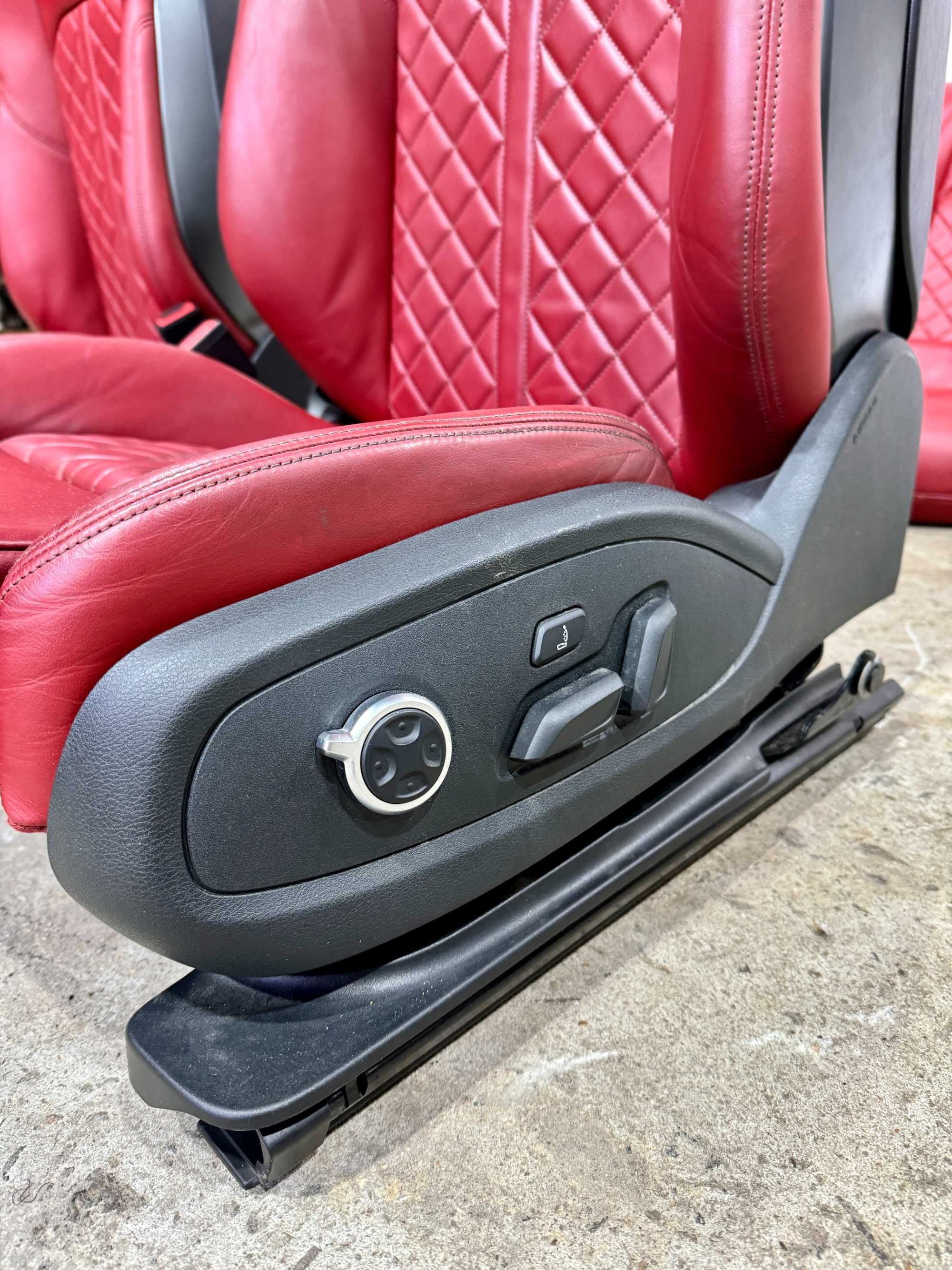 Комплект сидений Audi S4 A4 B9 2018(АКЦИЯ)