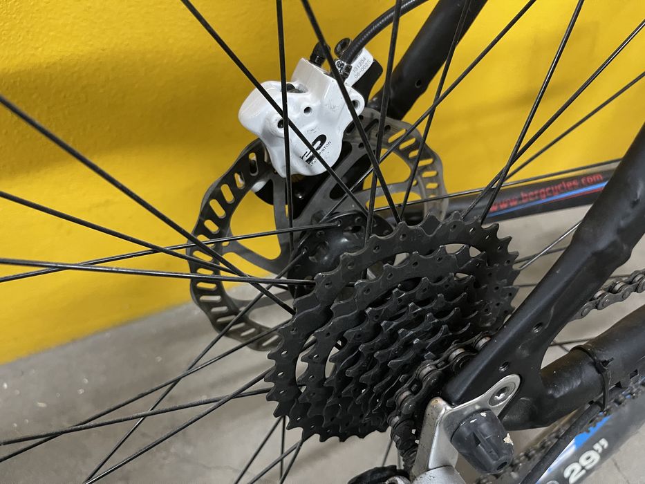 BERG TrailRock Ltd - XL 29” 3x8