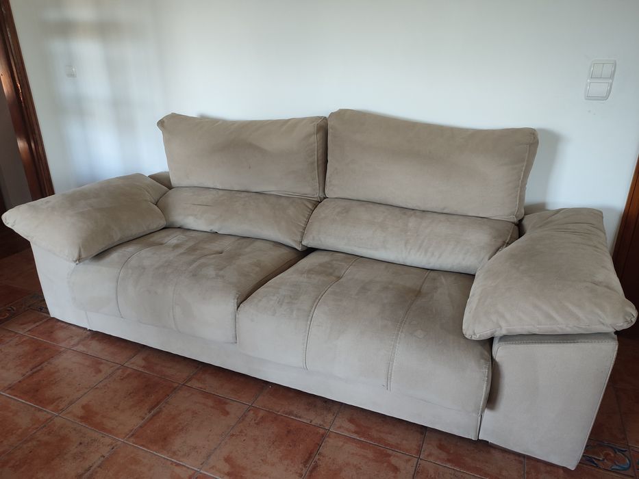 Sofá Bege Rebatível