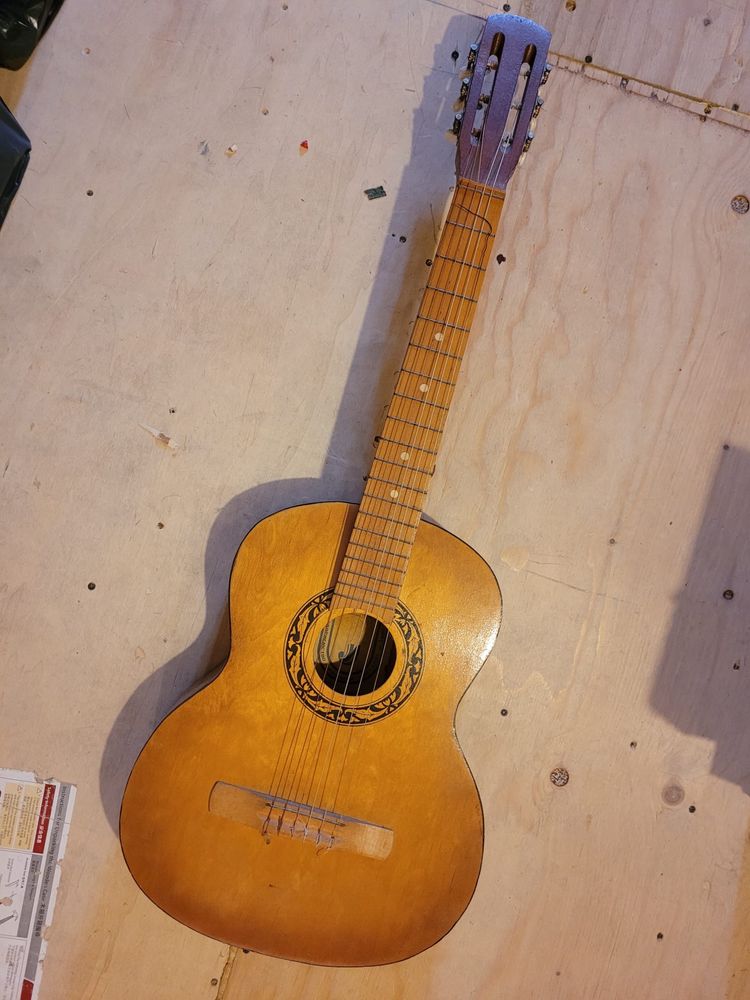 Gitara akustyczna