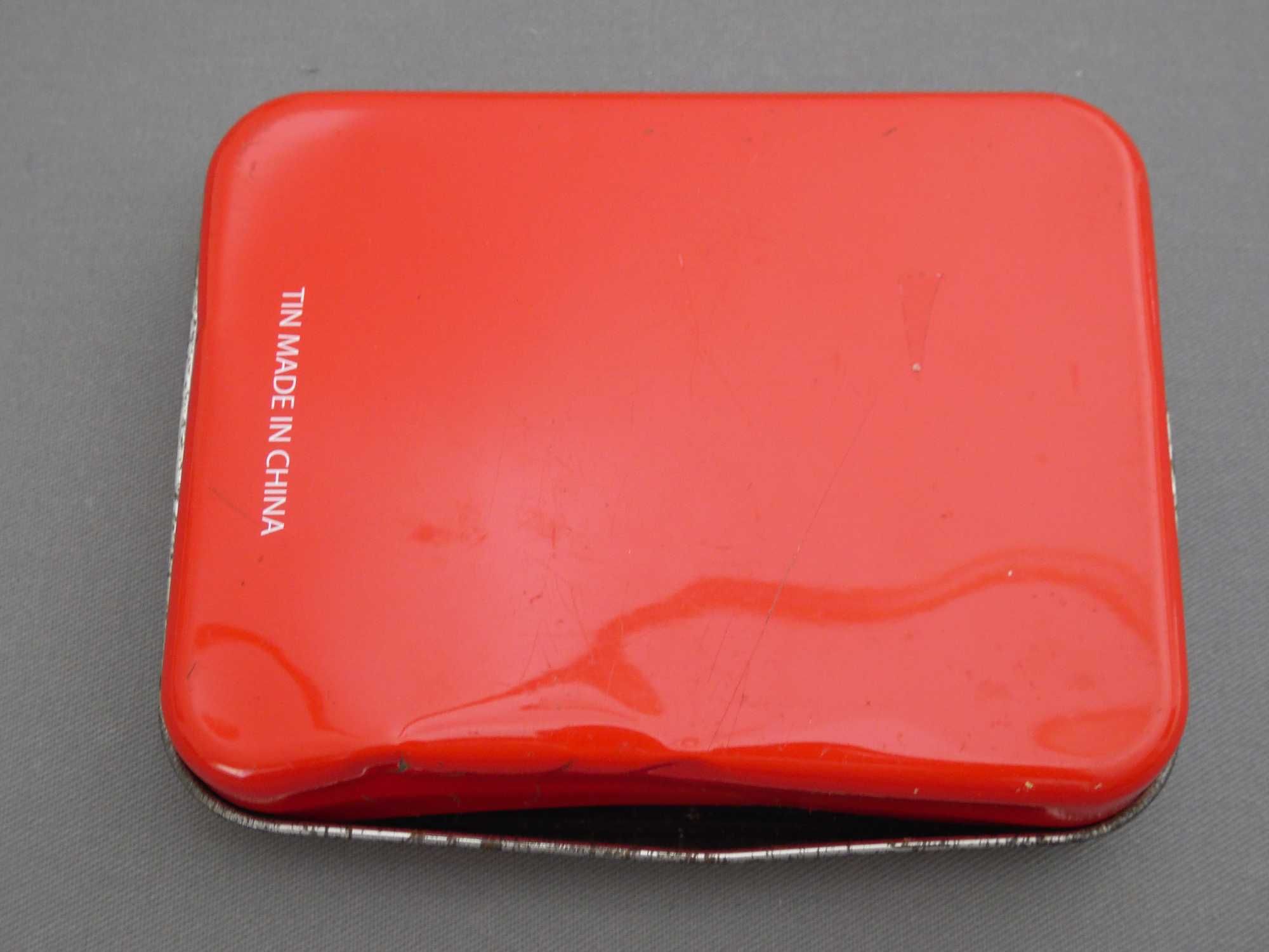 Caixa em Lata Coca-Cola Lip Smacker