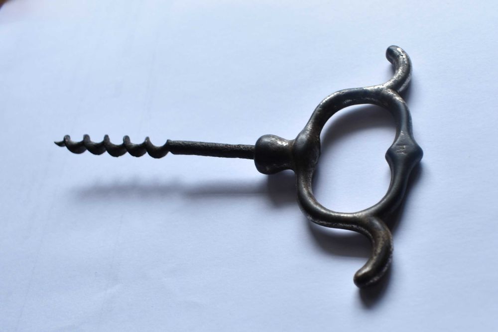 Zabytkowy korkociąg