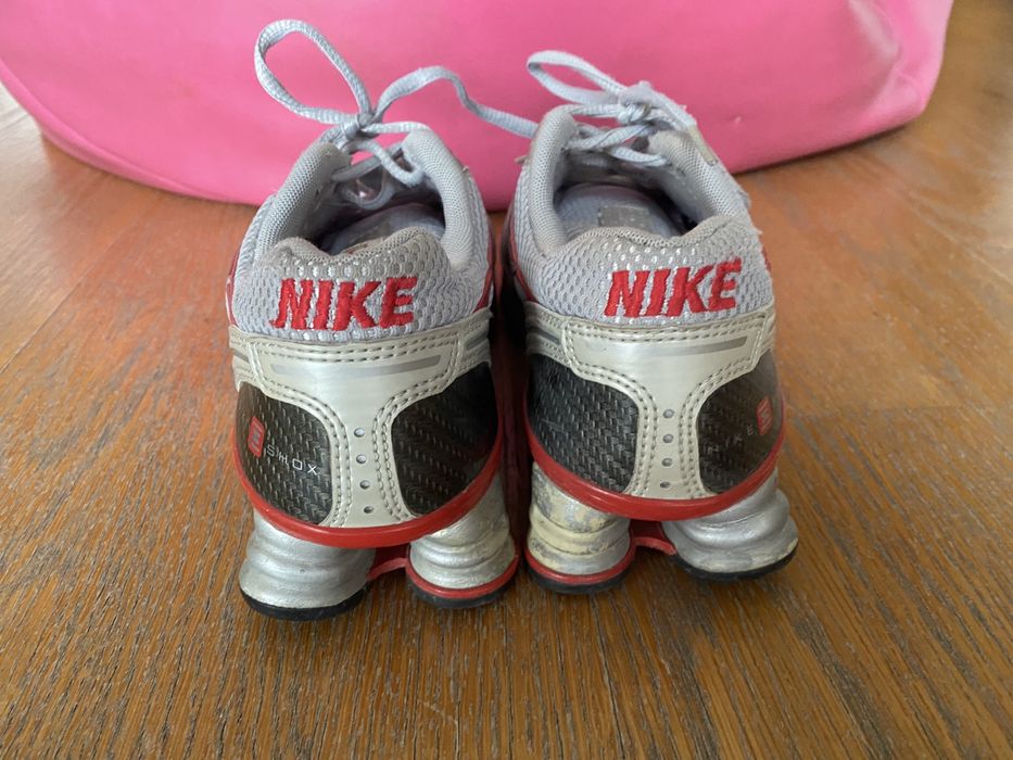 Ténis Nike com amortecedores