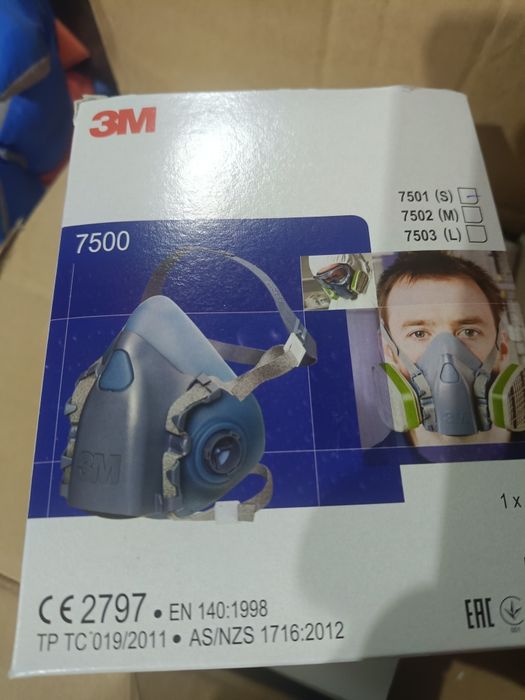 Маска респиратор 3М