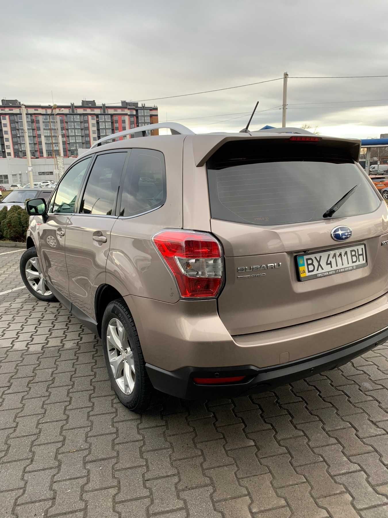 Subaru Forester 2014 Повний привід, Куплена в салоні, сервісна книжка