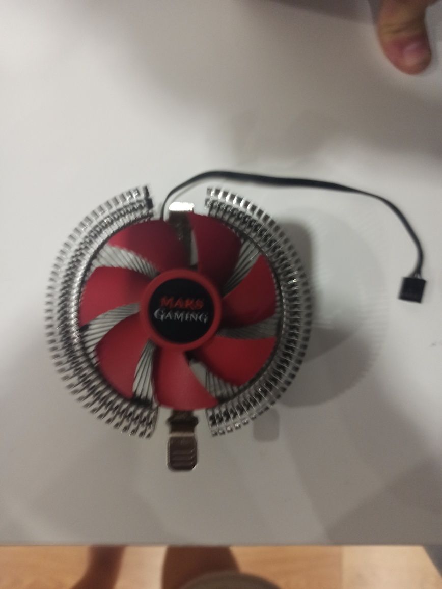 Cooler Mars Gaming Vermelho — 10 €