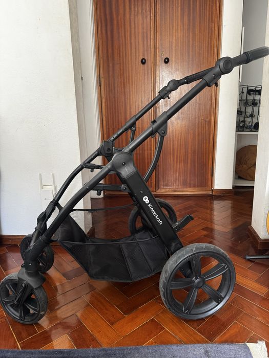 Carrinho de bebé KinderKraft 3 em 1
