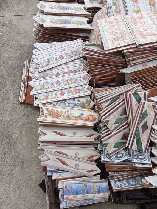 Azulejos, barras, rodapé