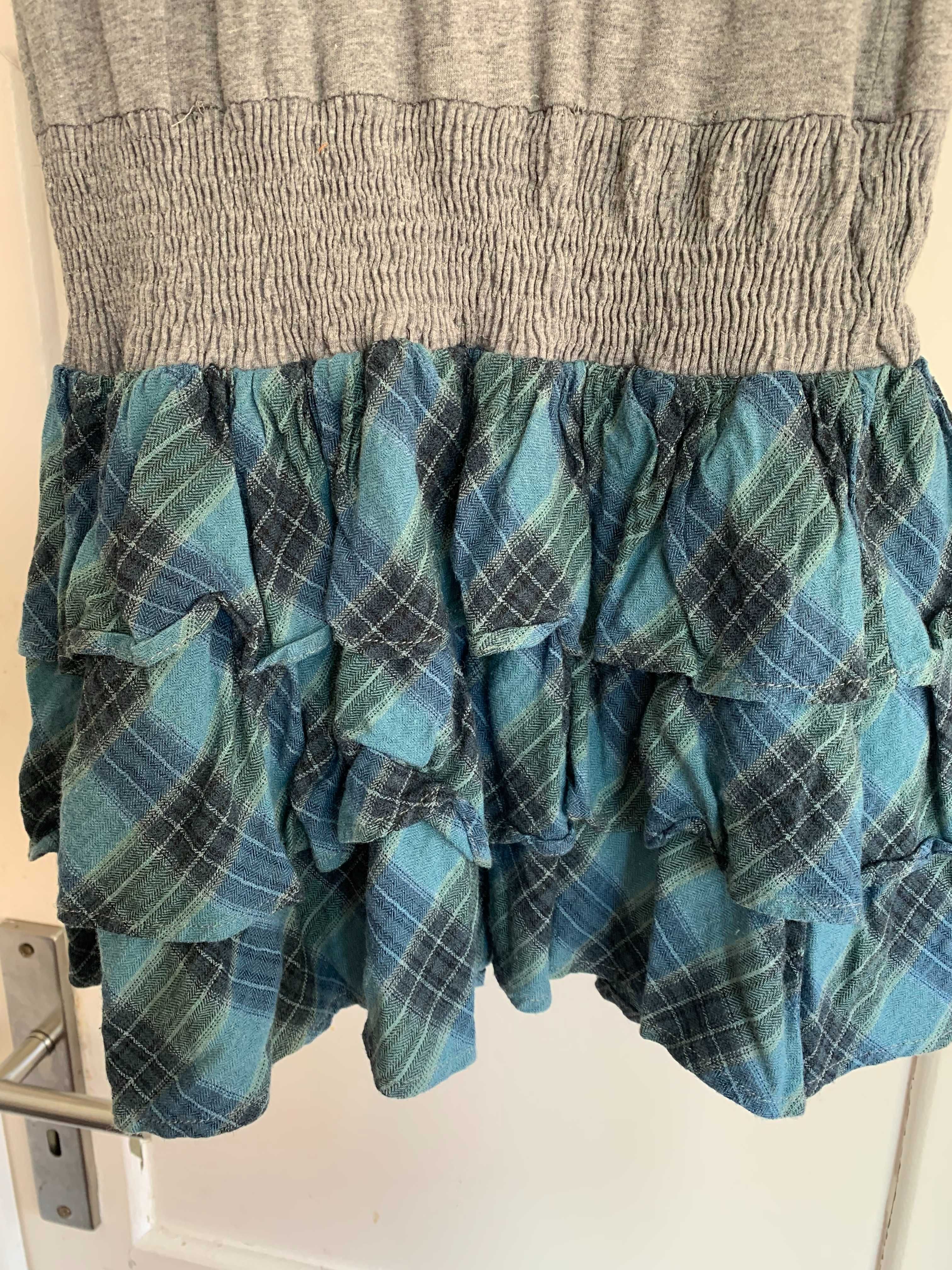 Vestido mini TRF Cinza com saia folhos xadrez azul, cinza e preto