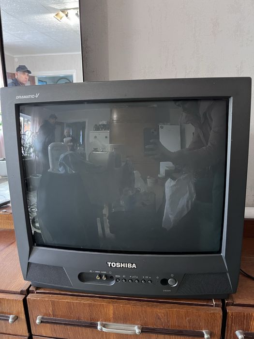 Телевізор Toshiba colour tv