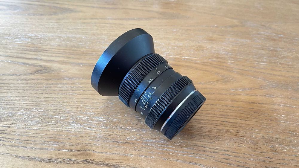 Obiektyw SLR Magic HyperPrime Cine 10mm T2.1 MFT