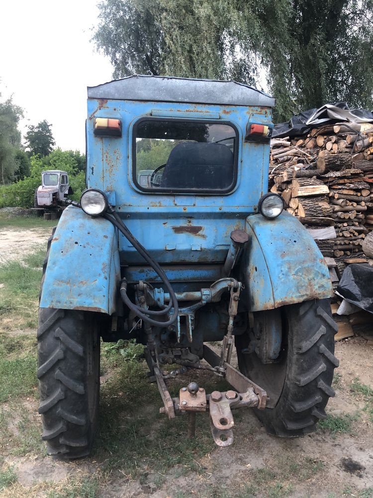 Продам трактор Т40