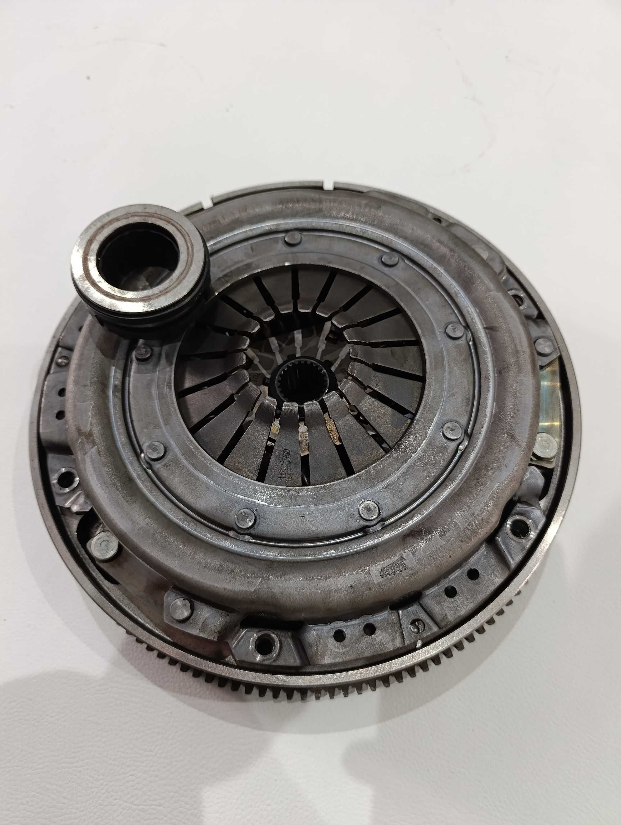 Sprzęgło sztywne Valeo 835040 Audi a4 b6 b7 Seat 1.8t BFB Jak nowe!!!