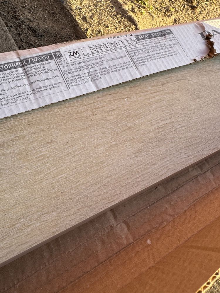 Plytki ceramiczne o malej nasiakliwosci 194mm x 1200mm x 9mm