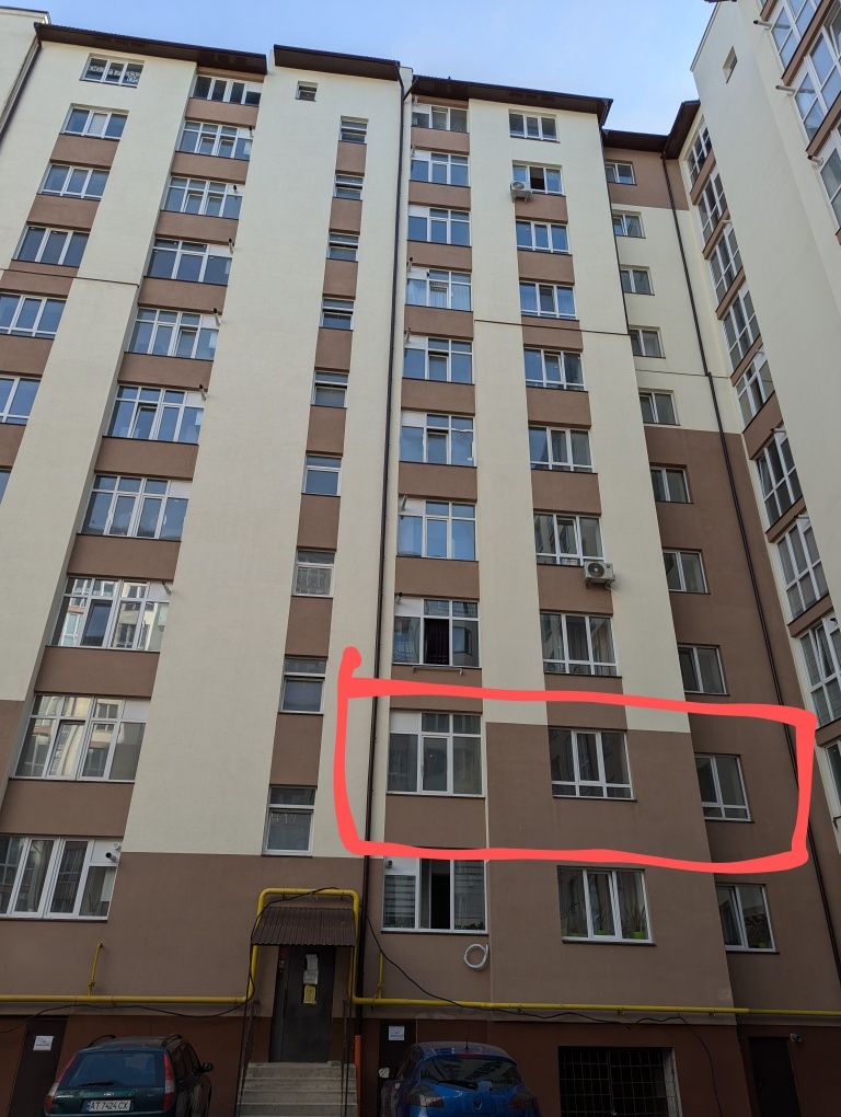 Продаж  квартири в зданому будинку поруч парку