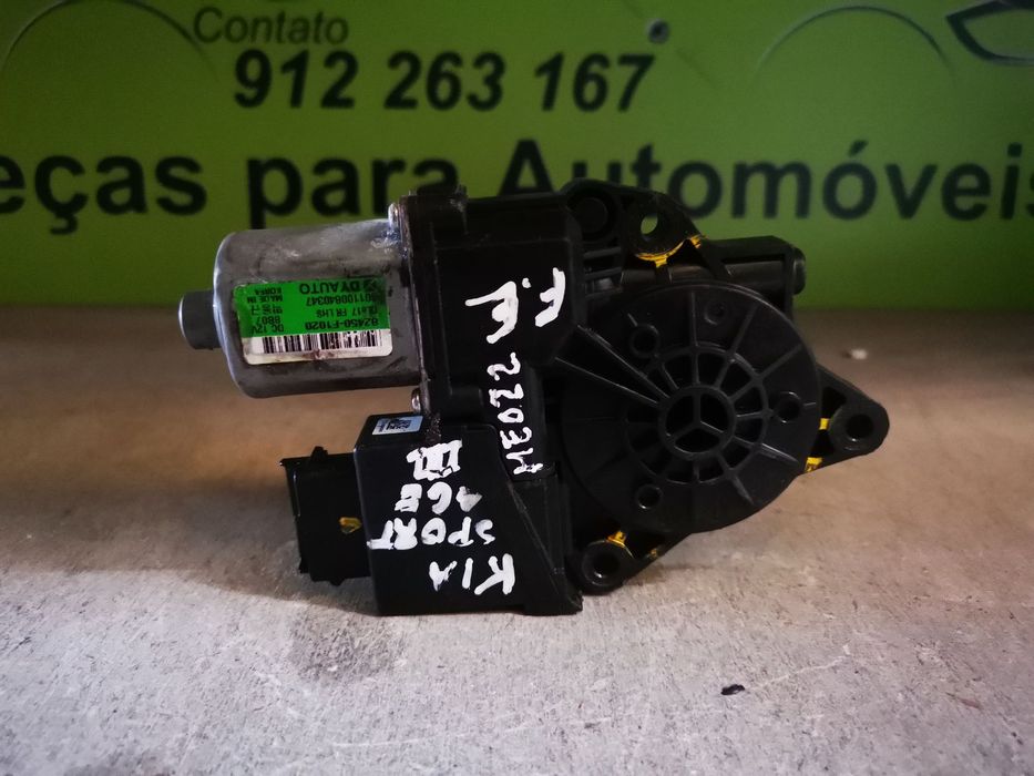 KIA SPORTAGE III MOTOR ELEVADOR FRENTE ESQUERDO - ME022