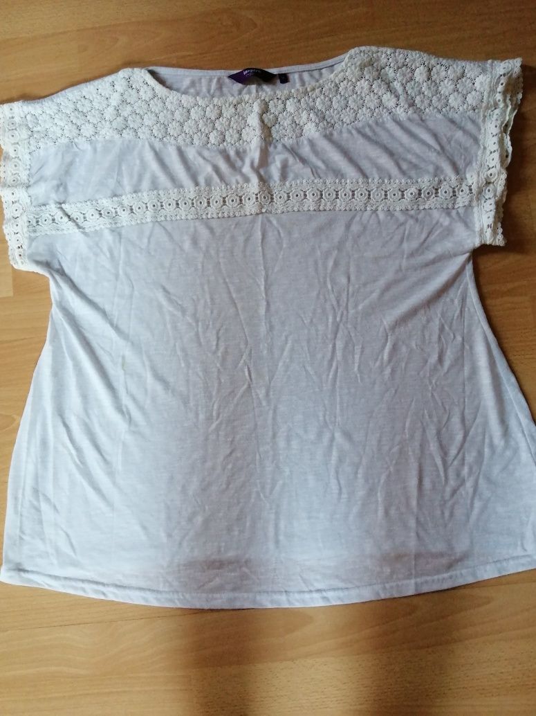 ŁADNA duża Bluzka z gipiurą z krótkim rękawem XXXL