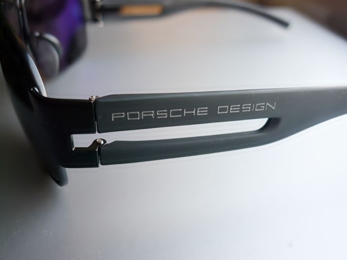 Óculos Porsche Design P-8000