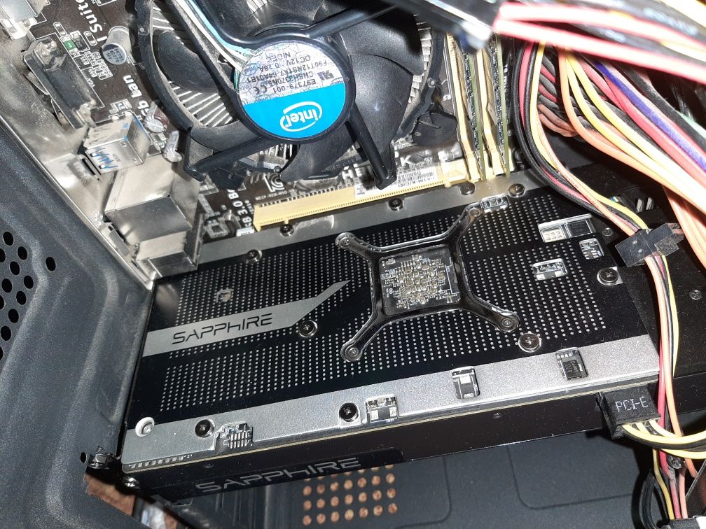 Radeon RX 470 4 gb