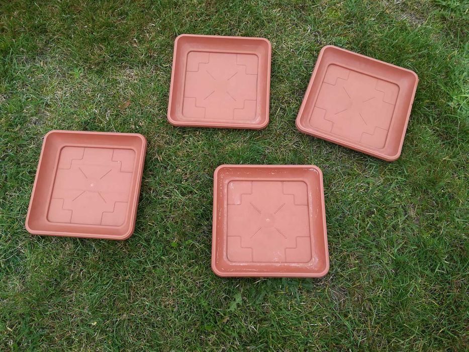 Doniczki kwadratowe  Prosperplast