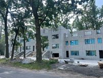 Таунхаус в центрі Бучі, 120 кв м діл. 1,4 сот, газове опалення, тераса