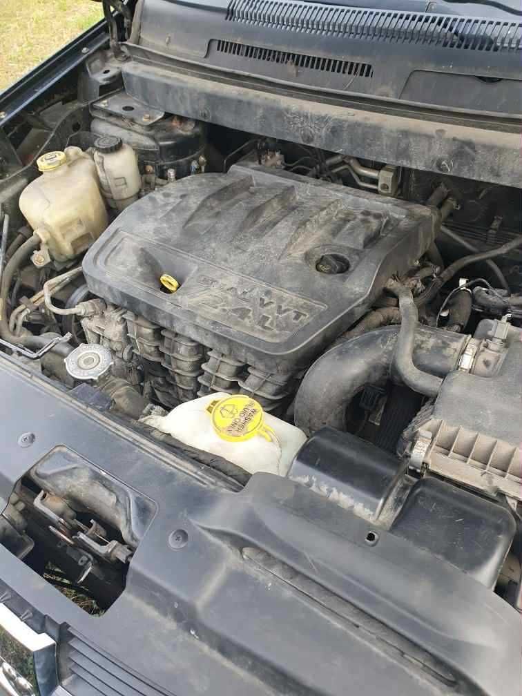 Dodge Journey 2.4 benzyna kolor czarny przeznaczony na części hak