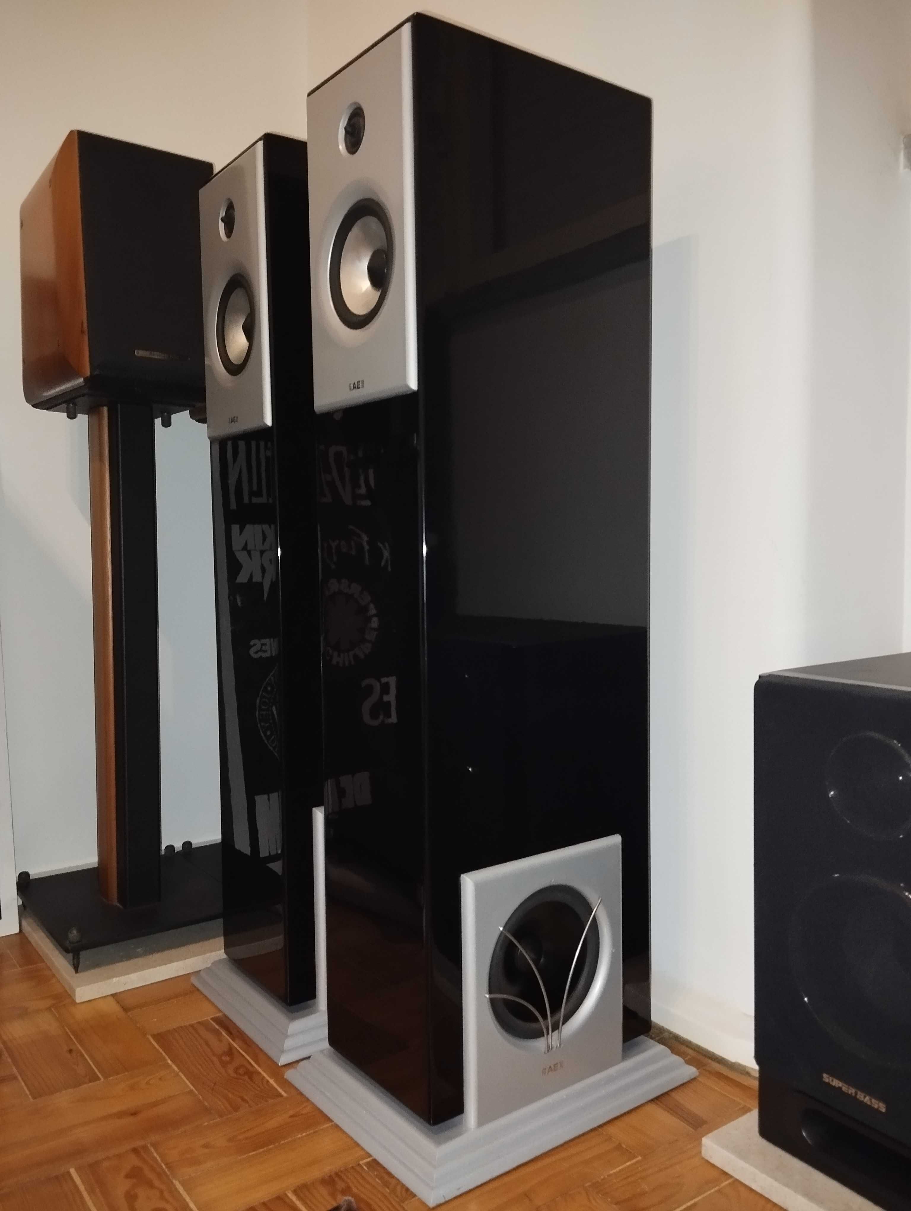 Colunas Acoustic Energy AE3-MK2