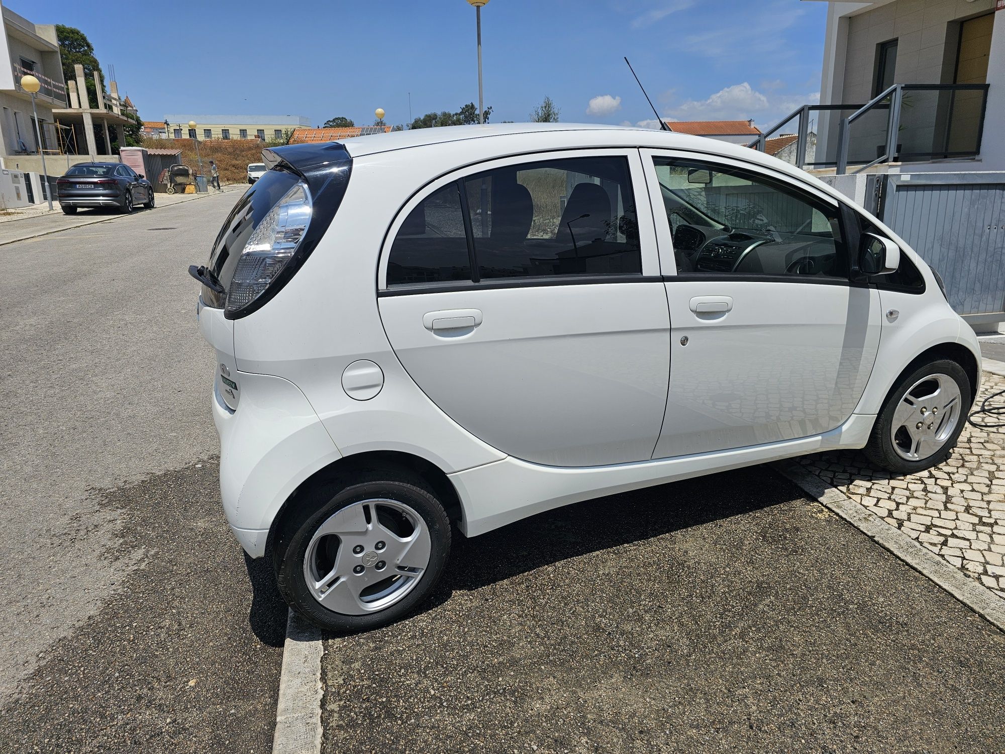 Mitsubish I-miev 2017 Full Extras Electrico