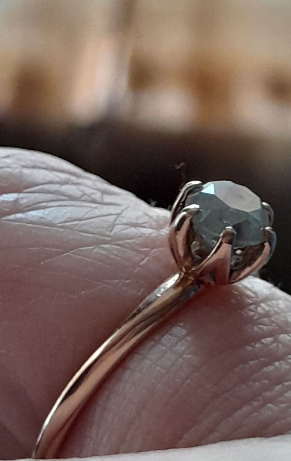 Кольцо с голубым бриллиантом