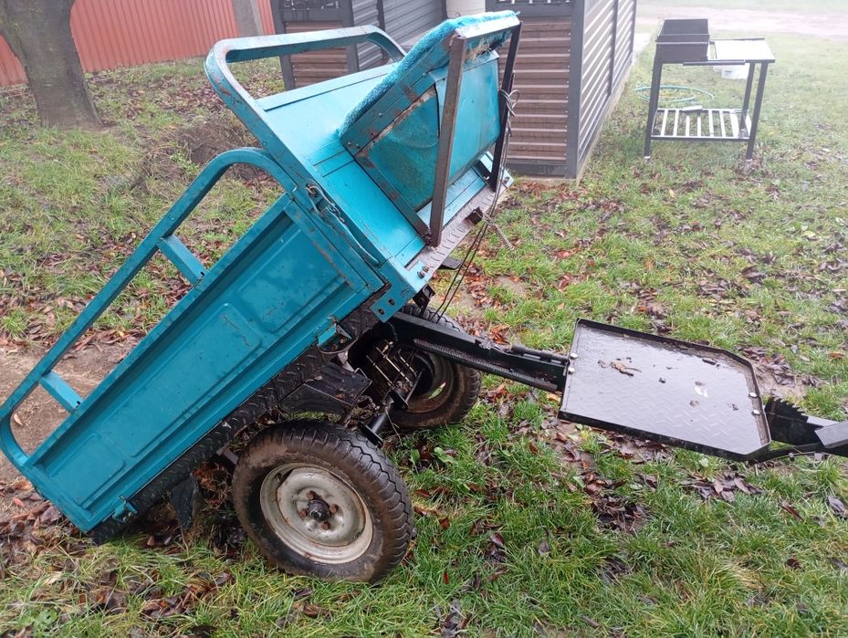 Заводской прицеп для мотоблока