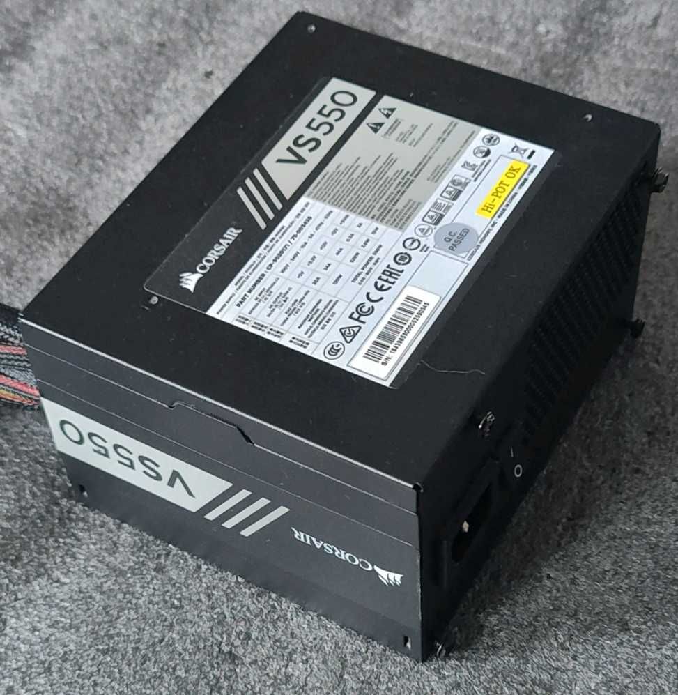 Zasilacz komputerowy CORSAIR VS550 550W 80+