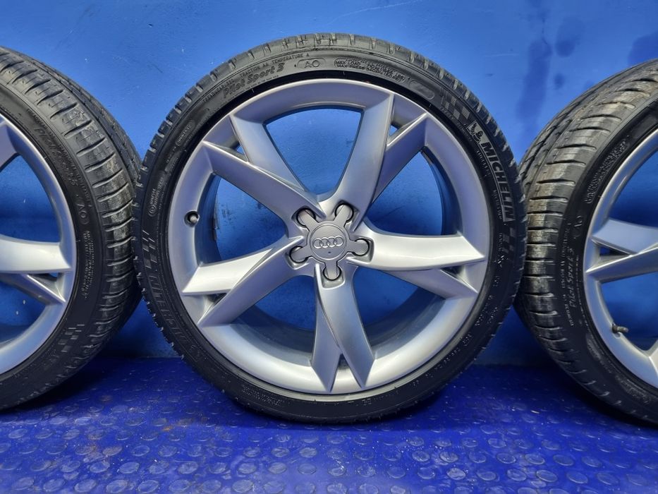 KOMPLET felg Aluminiowych opon Letni AUDI 7,5J x 19" 255/35 ET32 OEM