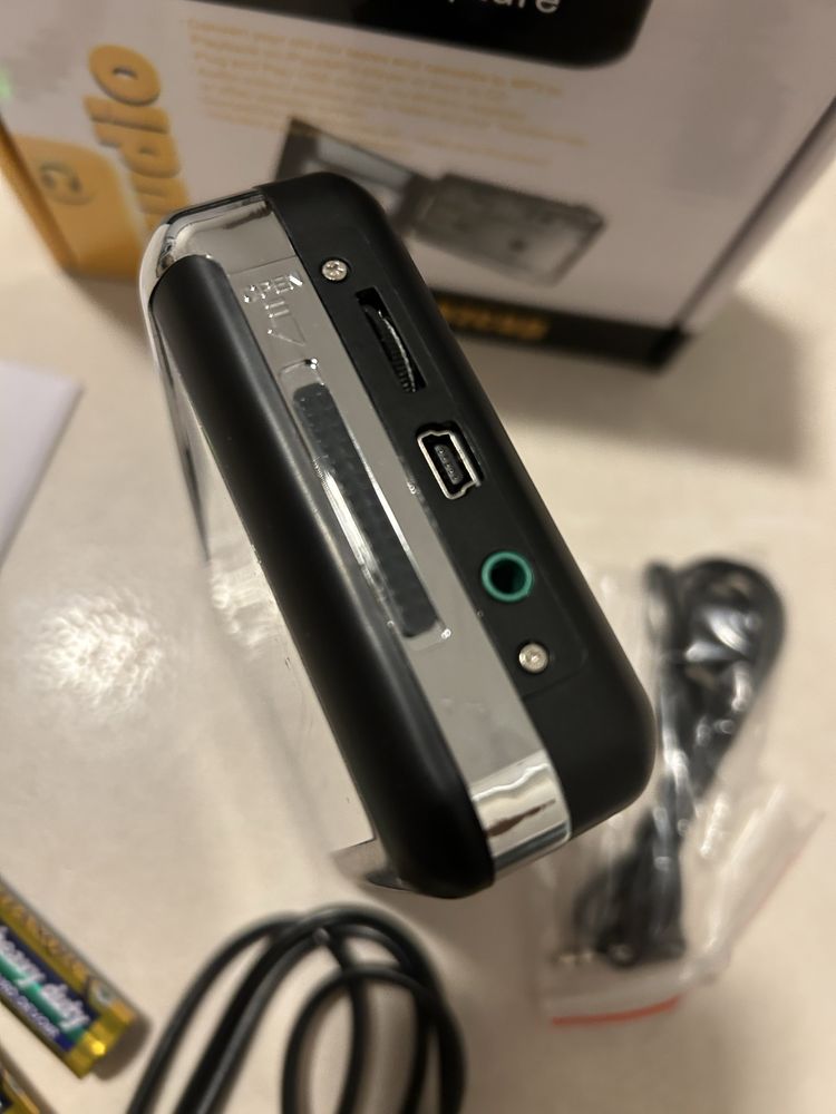 Konwerter kaset audio na MP3 EZCAP – jak nowy!