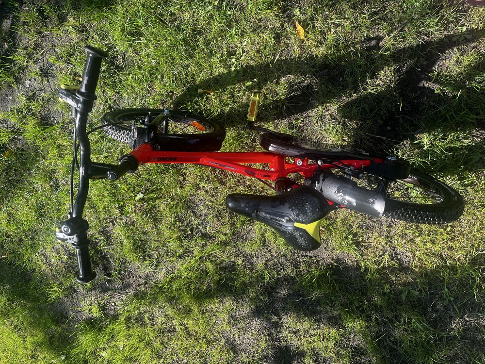 Rower Btwin 900 16cali