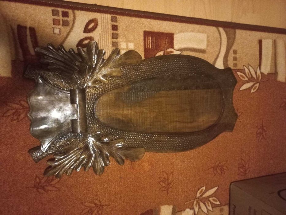 Deska pod trofeum