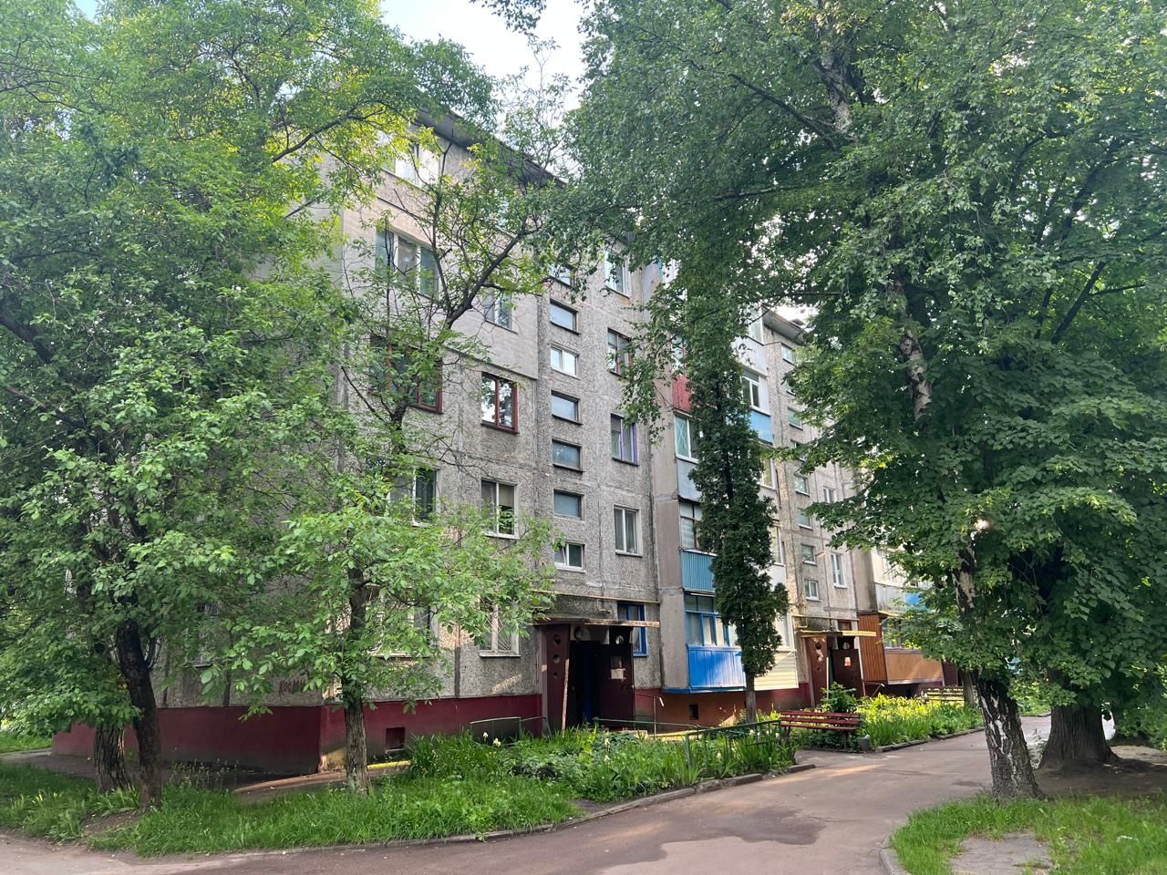Продам 2-кімнатну квартиру Житомир, Польова, вул. Космонавтів