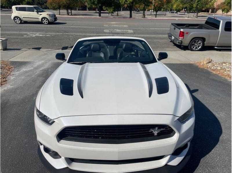 2017 Ford Mustang