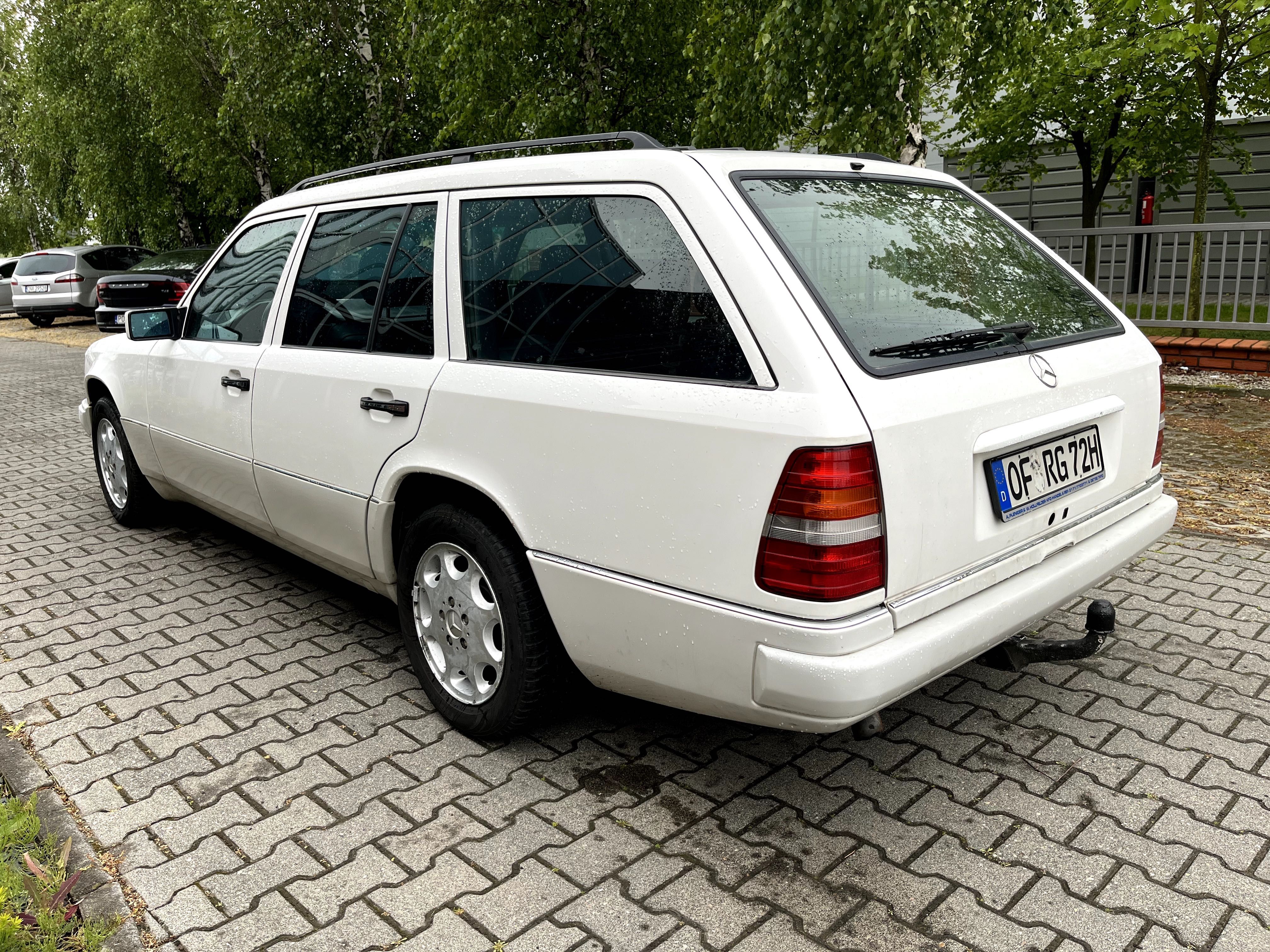 Mercedes W124 Kombi 3.0TD. Oryginal.  280 tys km. bogata wersja