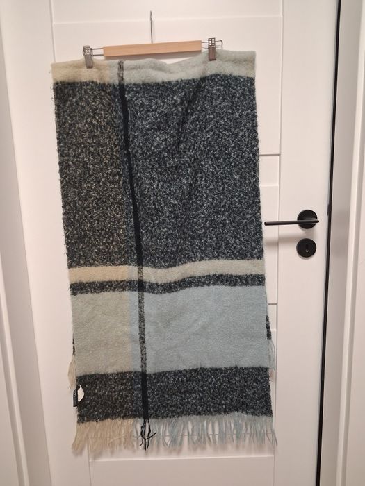 Szal damski ciepły długi