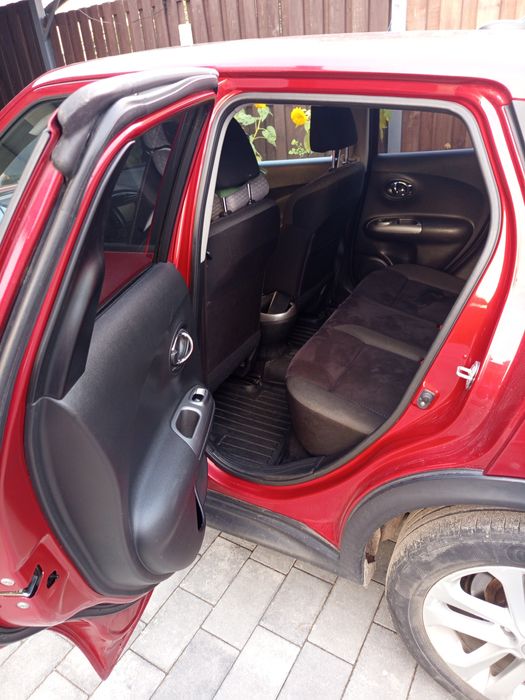 Автомобіль Nissan Juke