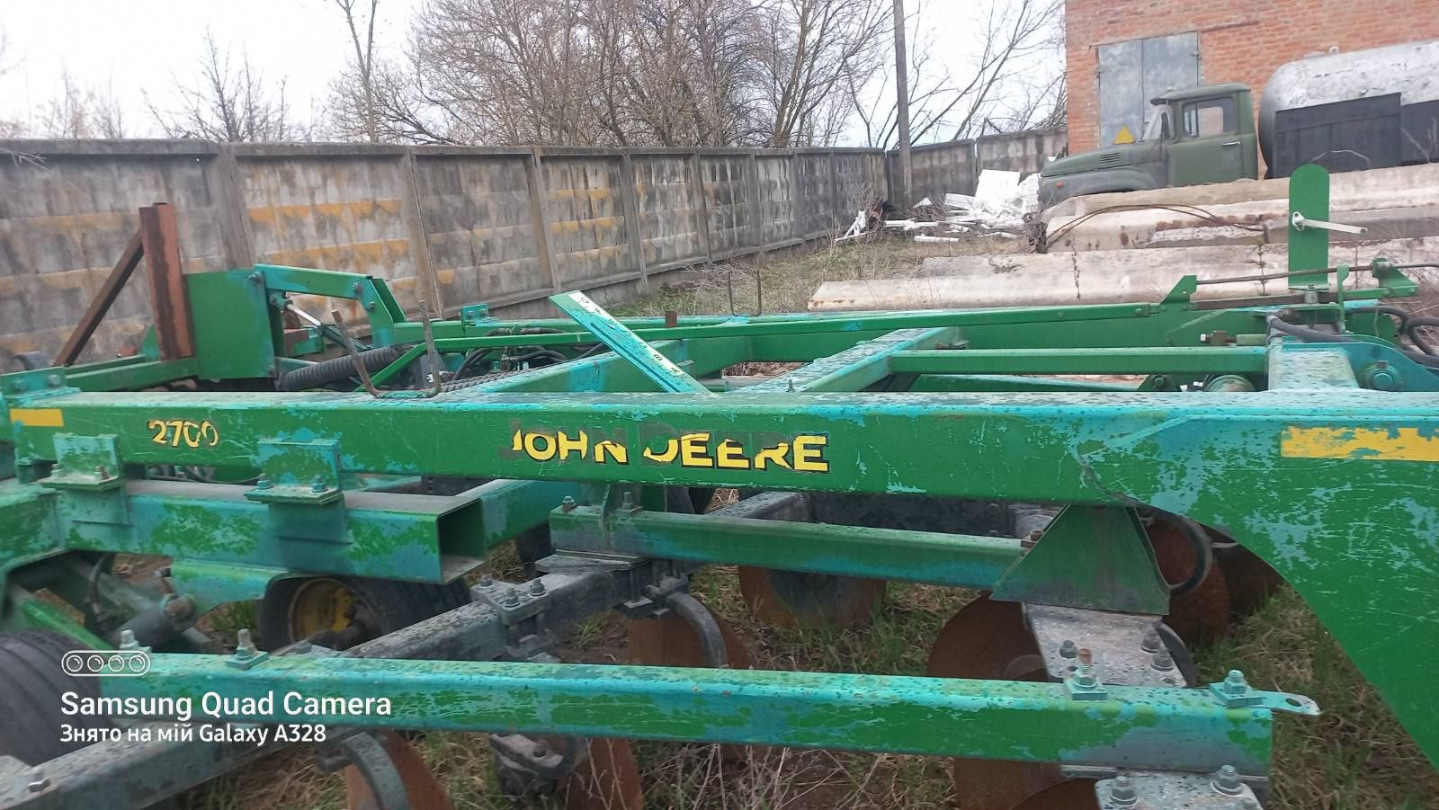 Комбінований агрегат  глибокорозпушувач John Deere 2700