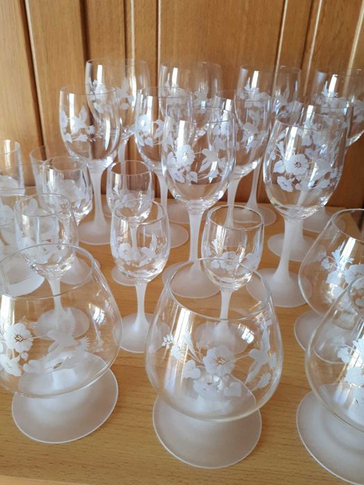 Conjunto copos de cristal