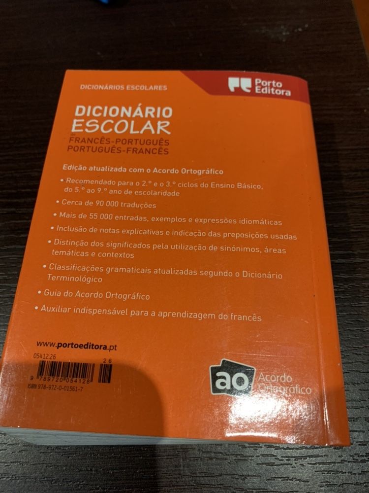 Dicionário Escolar Inglês-português, português- inglês  Francês-port