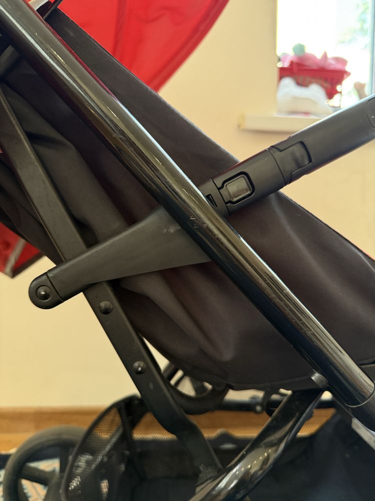 Cybex eezy S 2+
