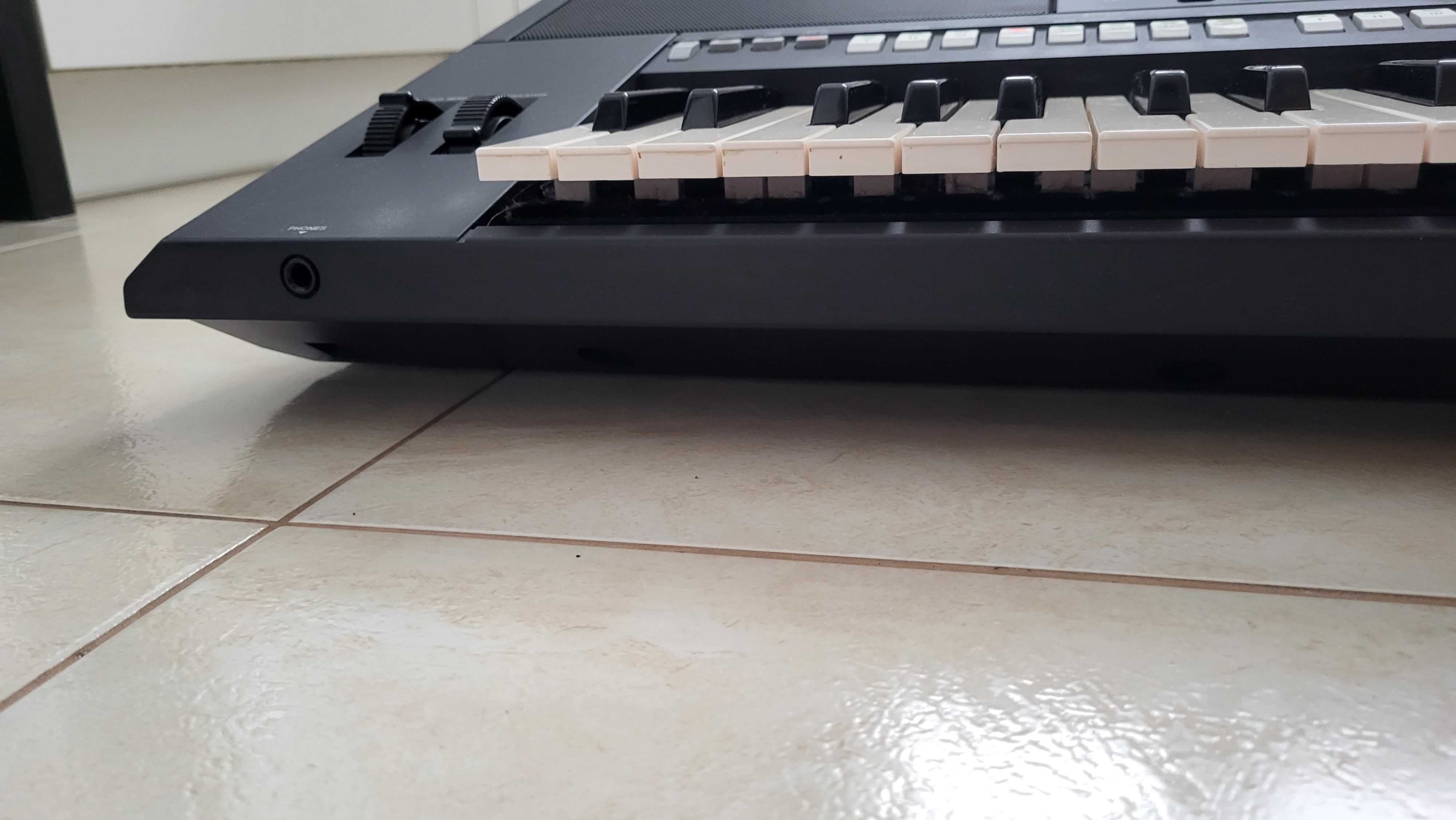 Sprzedam Yamaha PSR S950